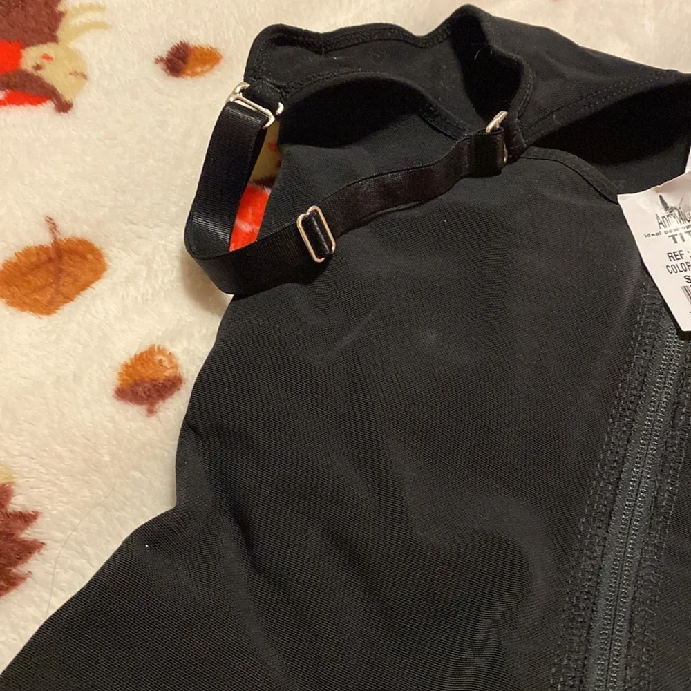 Shapewear, size large. Bought and never used it. Only tried it on. - Picture 8 of 11